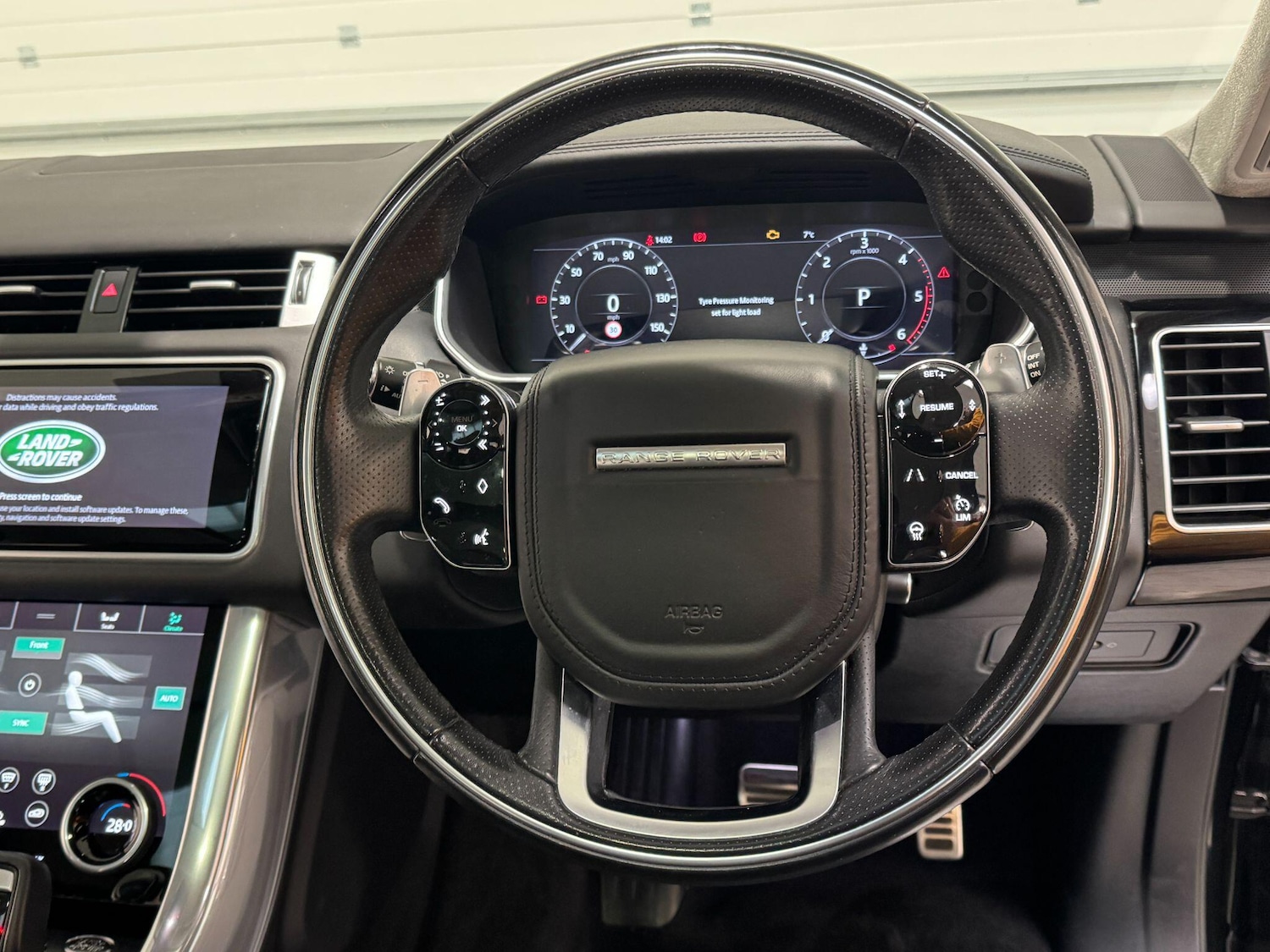 Used Land Rover Range Rover Sport 2018 for sale - 76700990: Photo 25