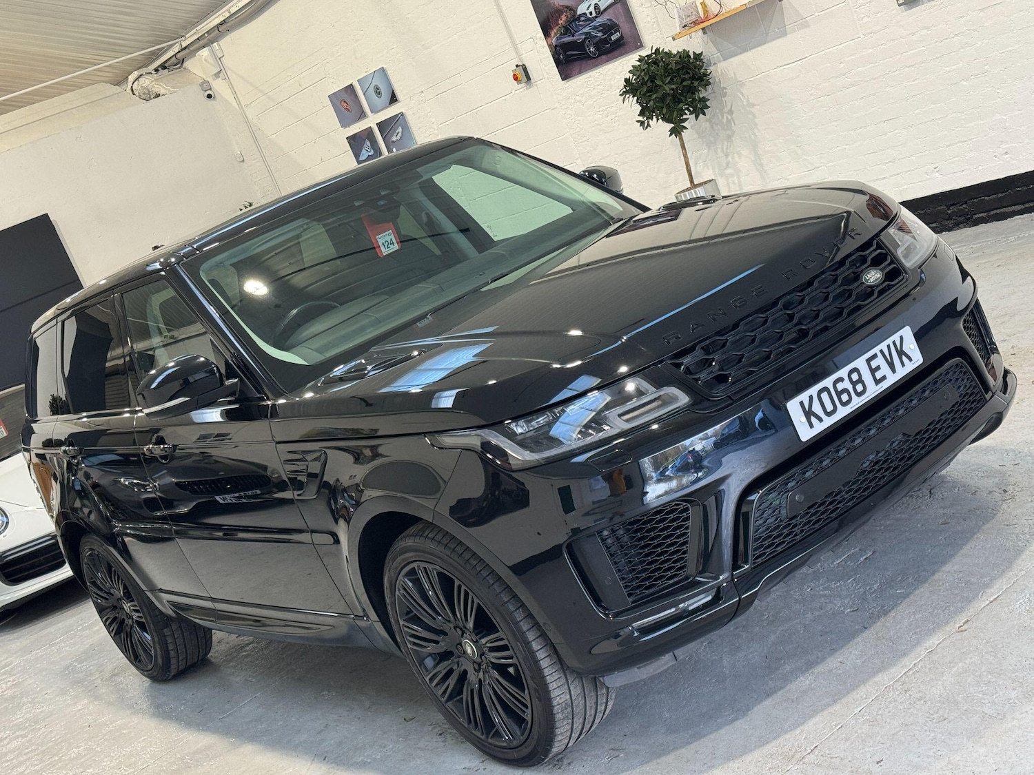 Used Land Rover Range Rover Sport 2018 for sale - 76700990: Photo 28