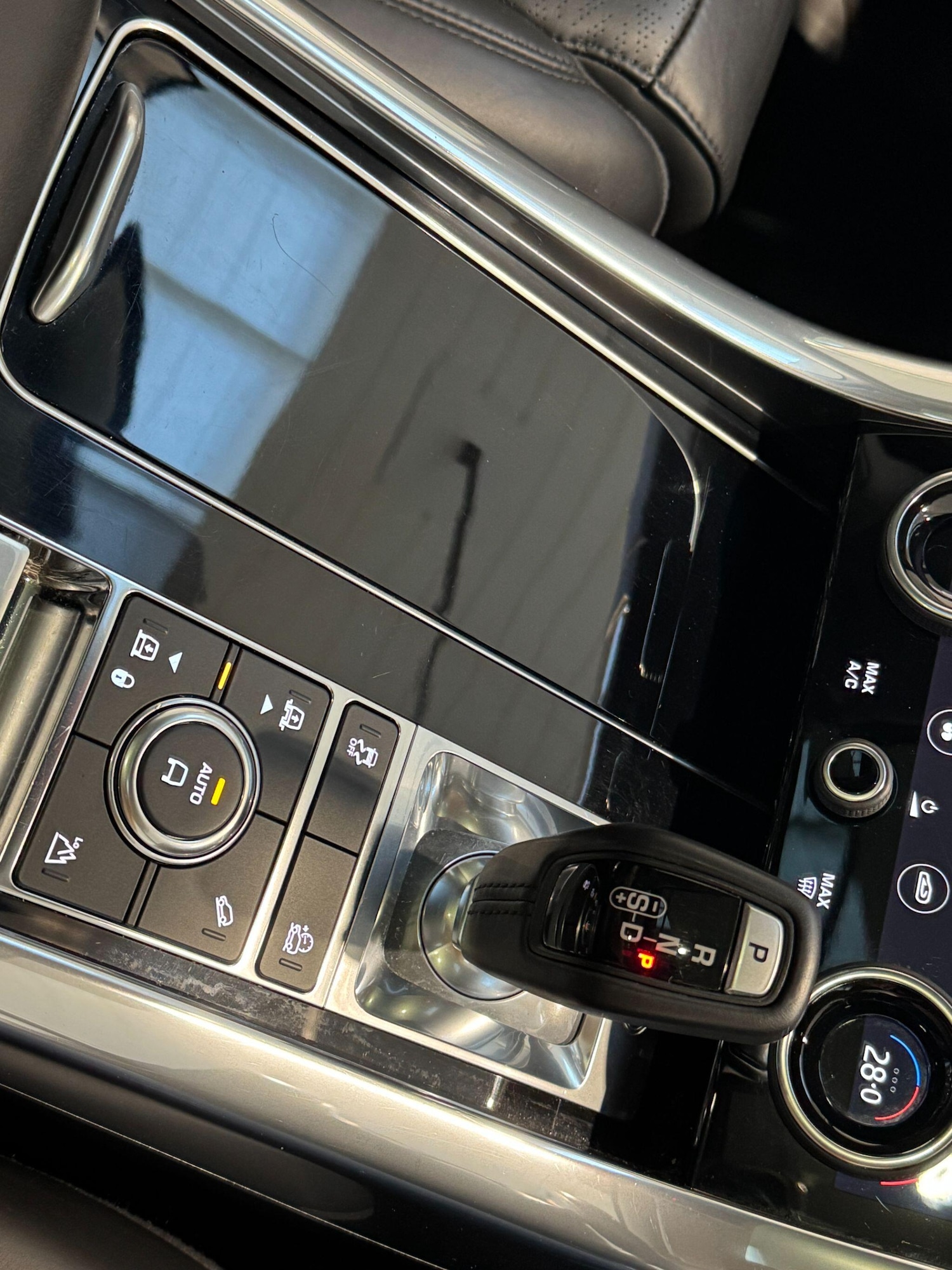 Used Land Rover Range Rover Sport 2018 for sale - 76700990: Photo 35