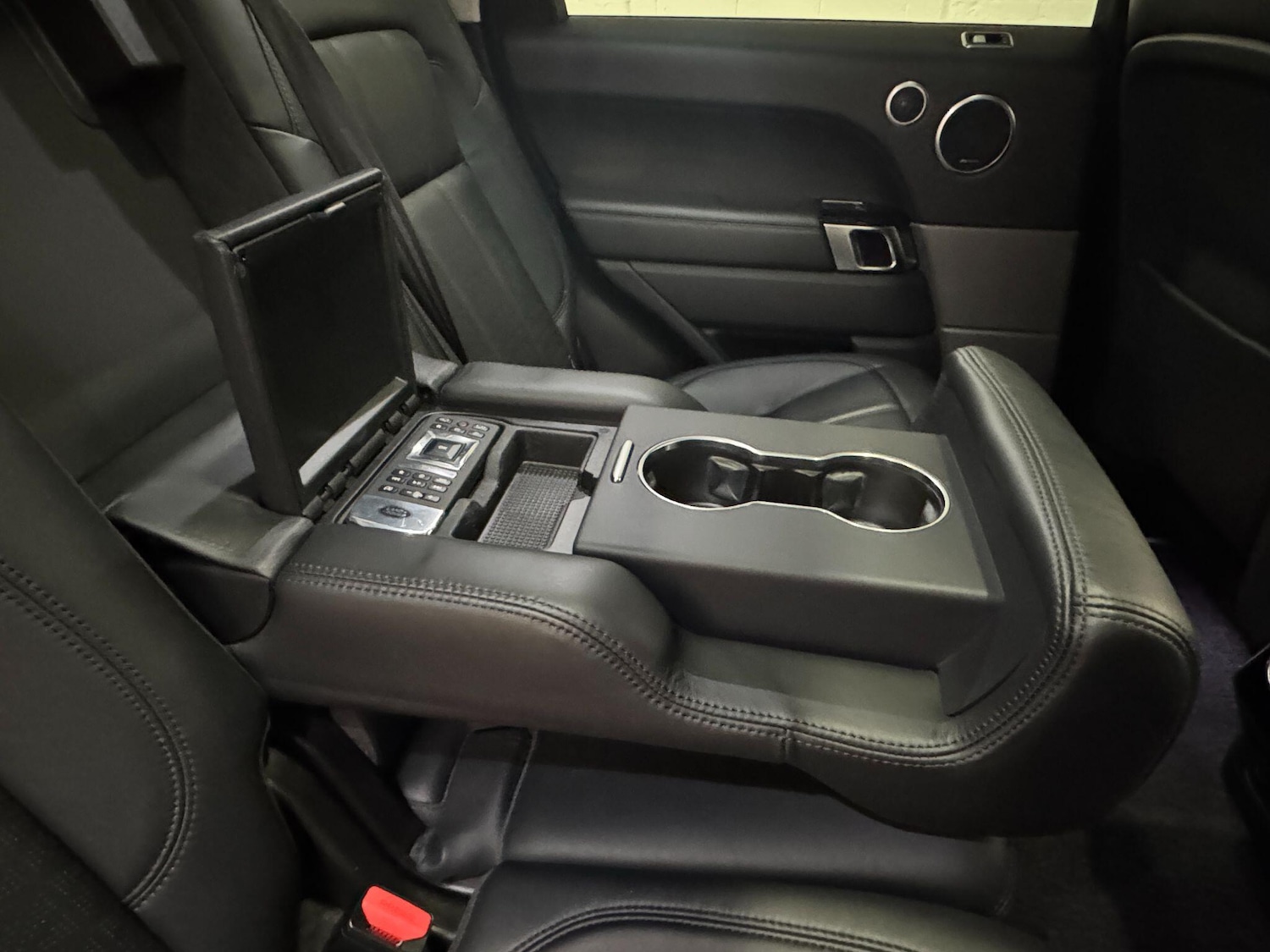 Used Land Rover Range Rover Sport 2018 for sale - 76700990: Photo 50