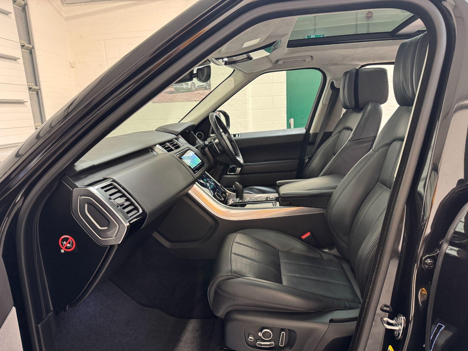 Used Land Rover Range Rover Sport 2018 for sale - 76700990: Photo 56