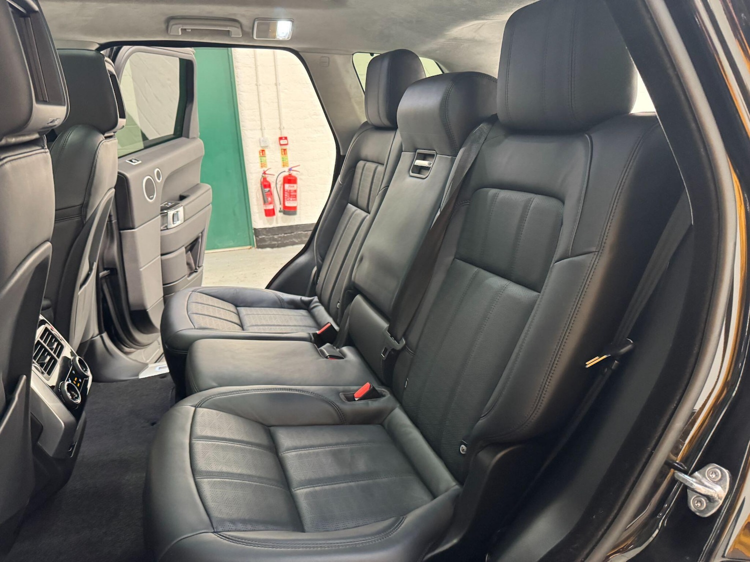 Used Land Rover Range Rover Sport 2018 for sale - 76700990: Photo 59