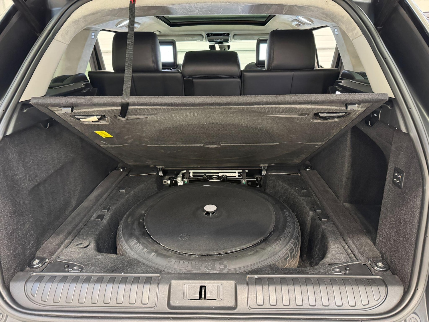 Used Land Rover Range Rover Sport 2018 for sale - 76700990: Photo 70