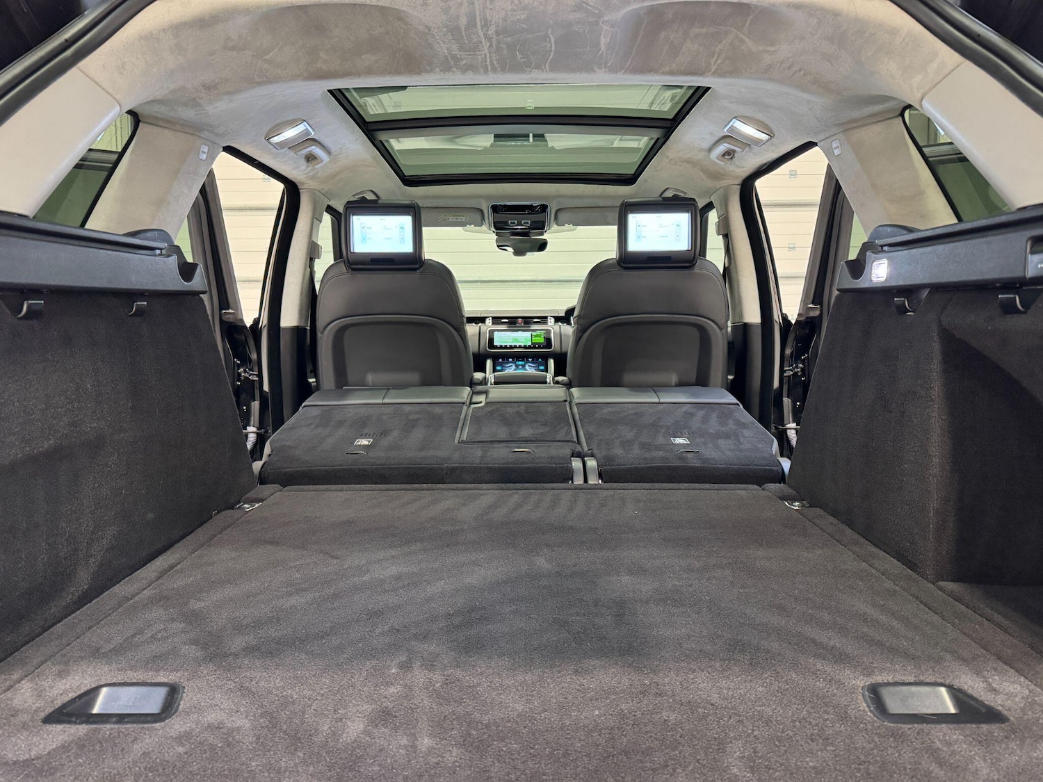 Used Land Rover Range Rover Sport 2018 for sale - 76700990: Photo 74