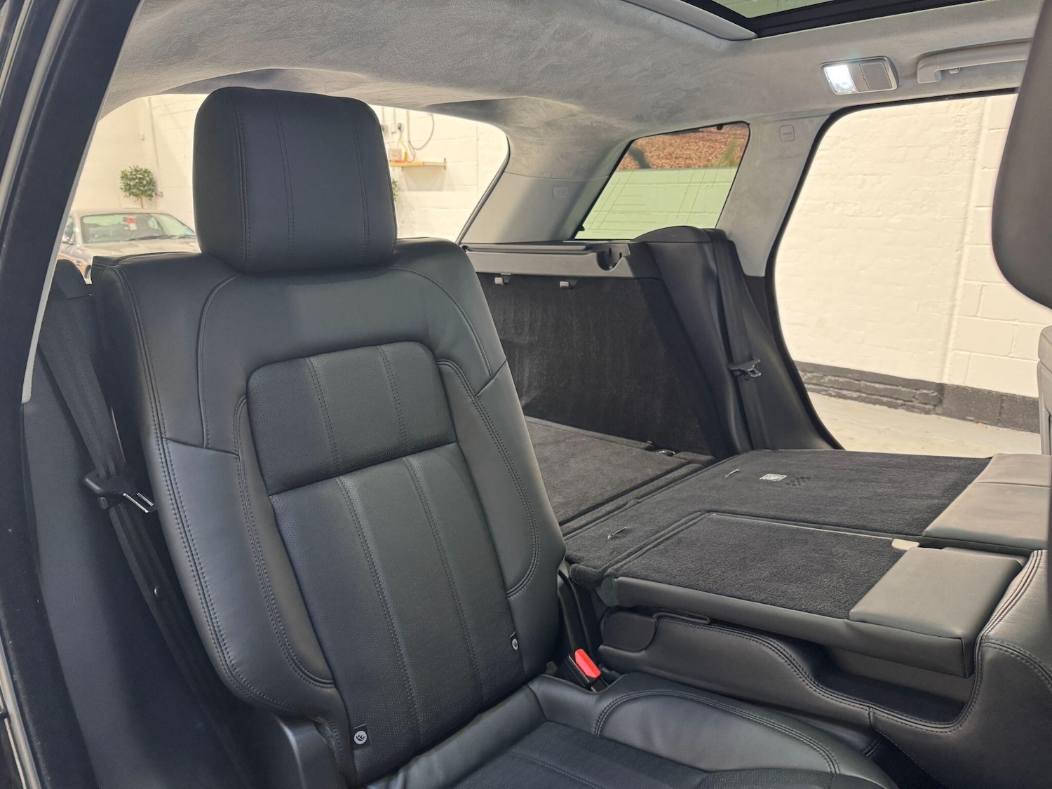 Used Land Rover Range Rover Sport 2018 for sale - 76700990: Photo 76