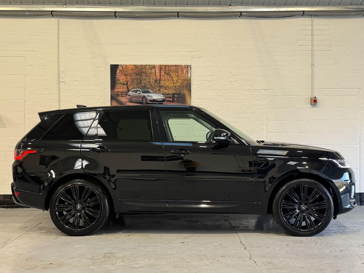 Used Land Rover Range Rover Sport 2018 for sale - 76700990: Photo 8