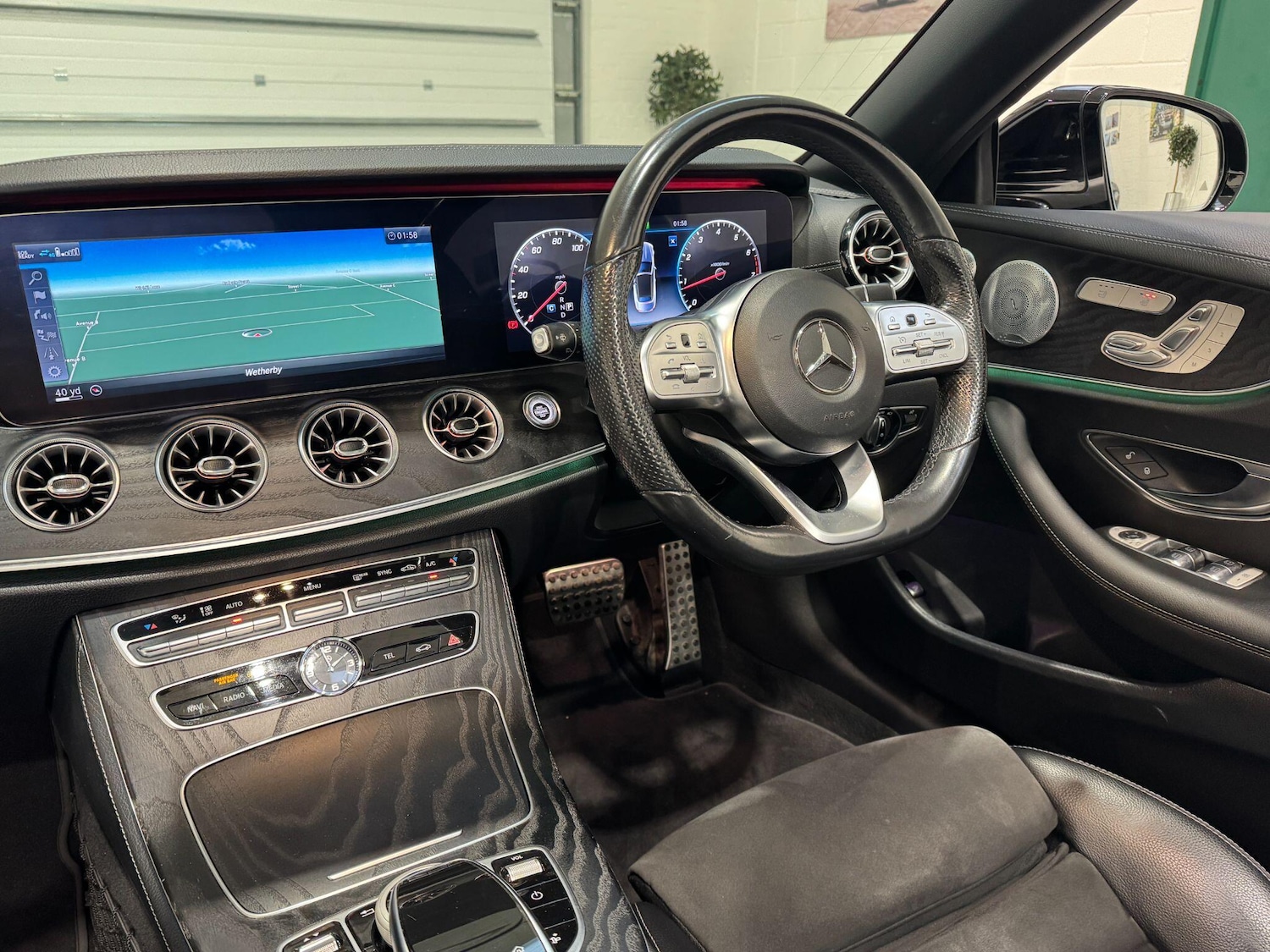 Used Mercedes-Benz E Class for sale - 77120437: Photo 19