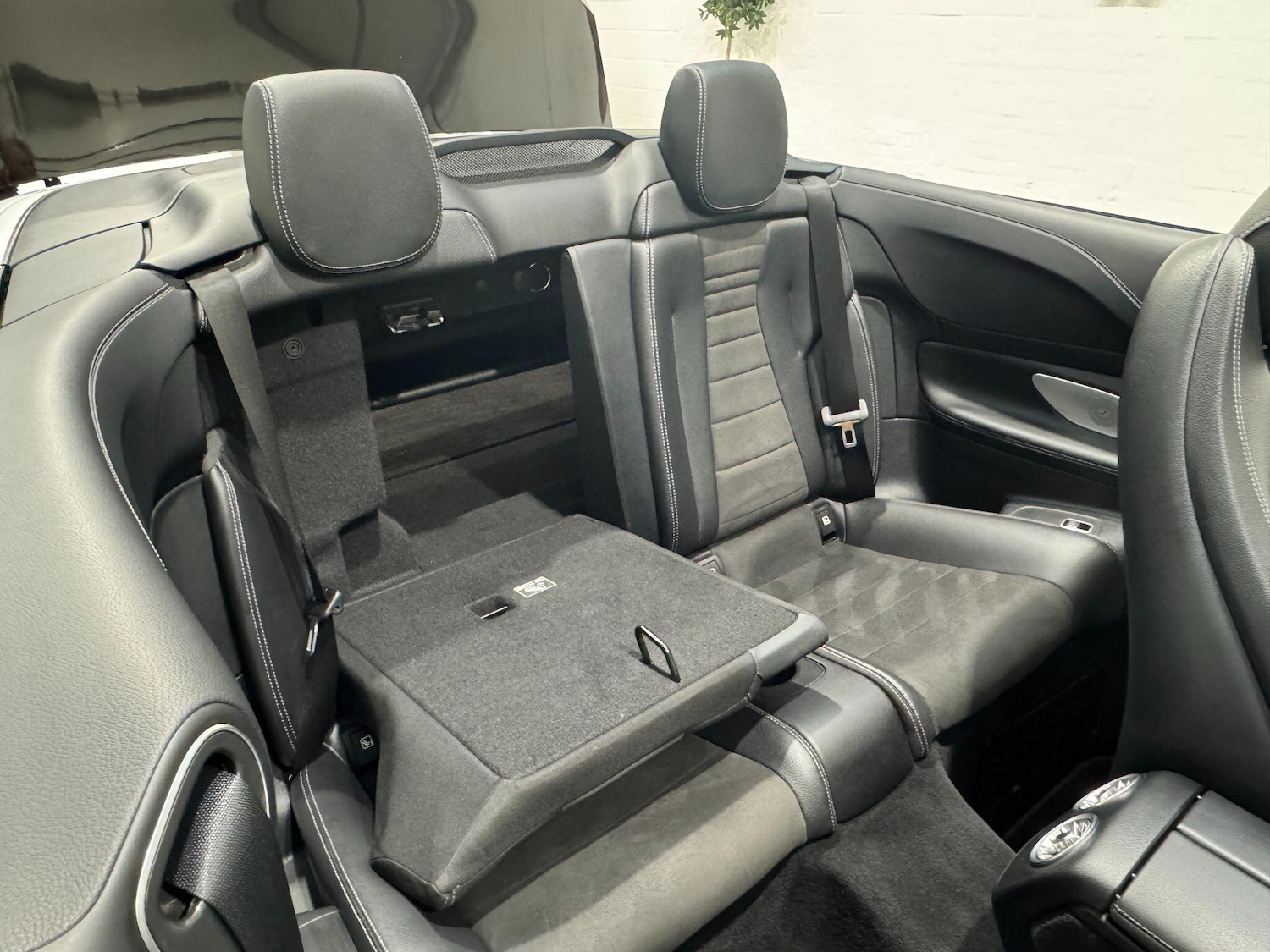 Used Mercedes-Benz E Class for sale - 77120437: Photo 38