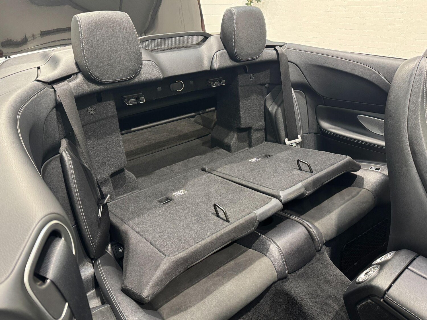 Used Mercedes-Benz E Class for sale - 77120437: Photo 40