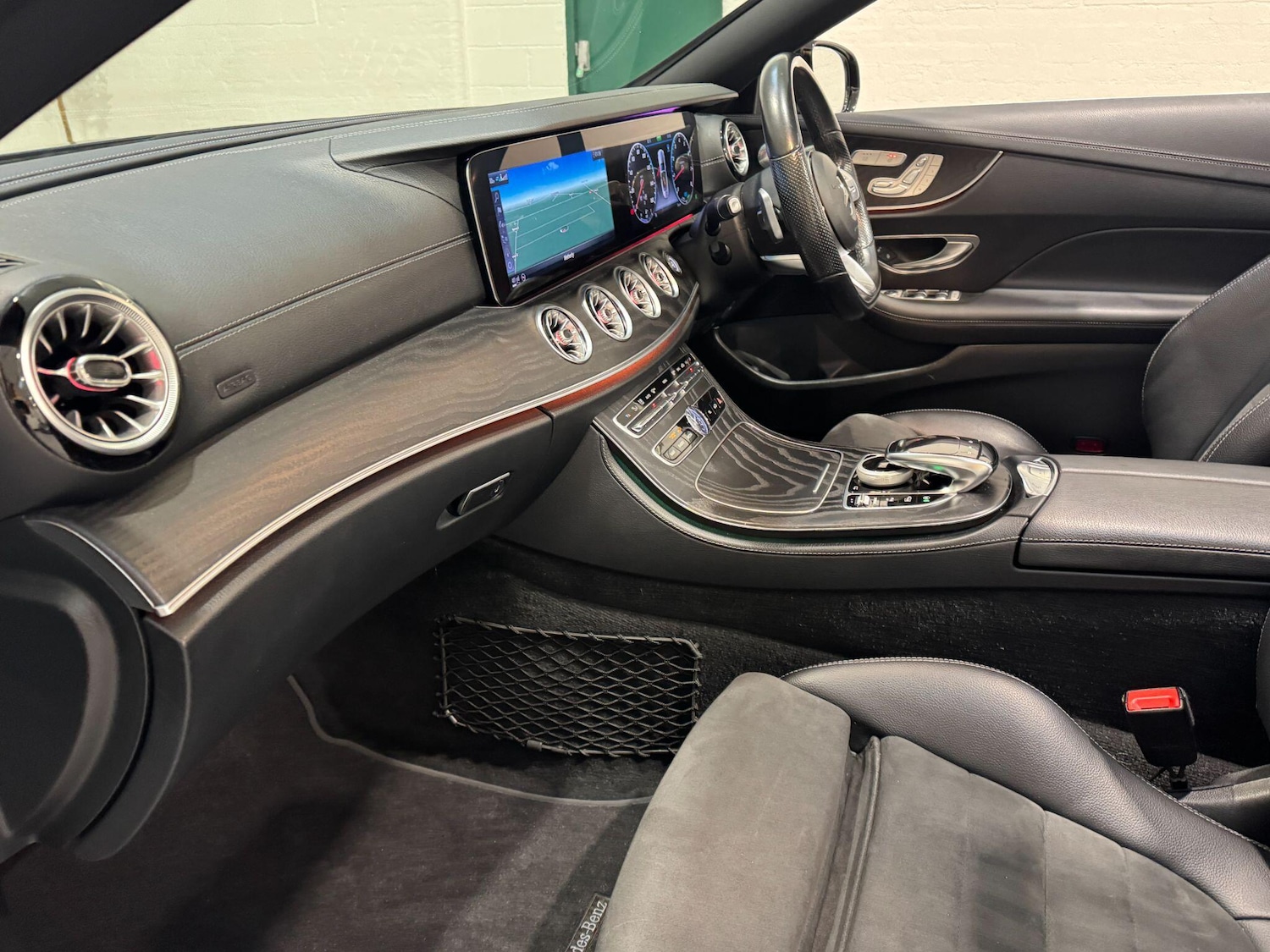 Used Mercedes-Benz E Class for sale - 77120437: Photo 42