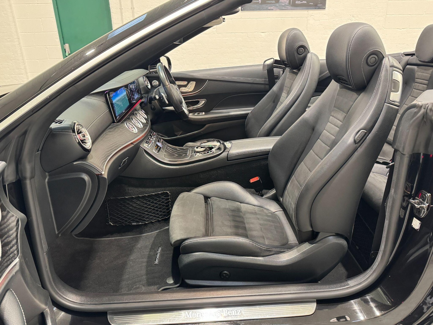 Used Mercedes-Benz E Class for sale - 77120437: Photo 43