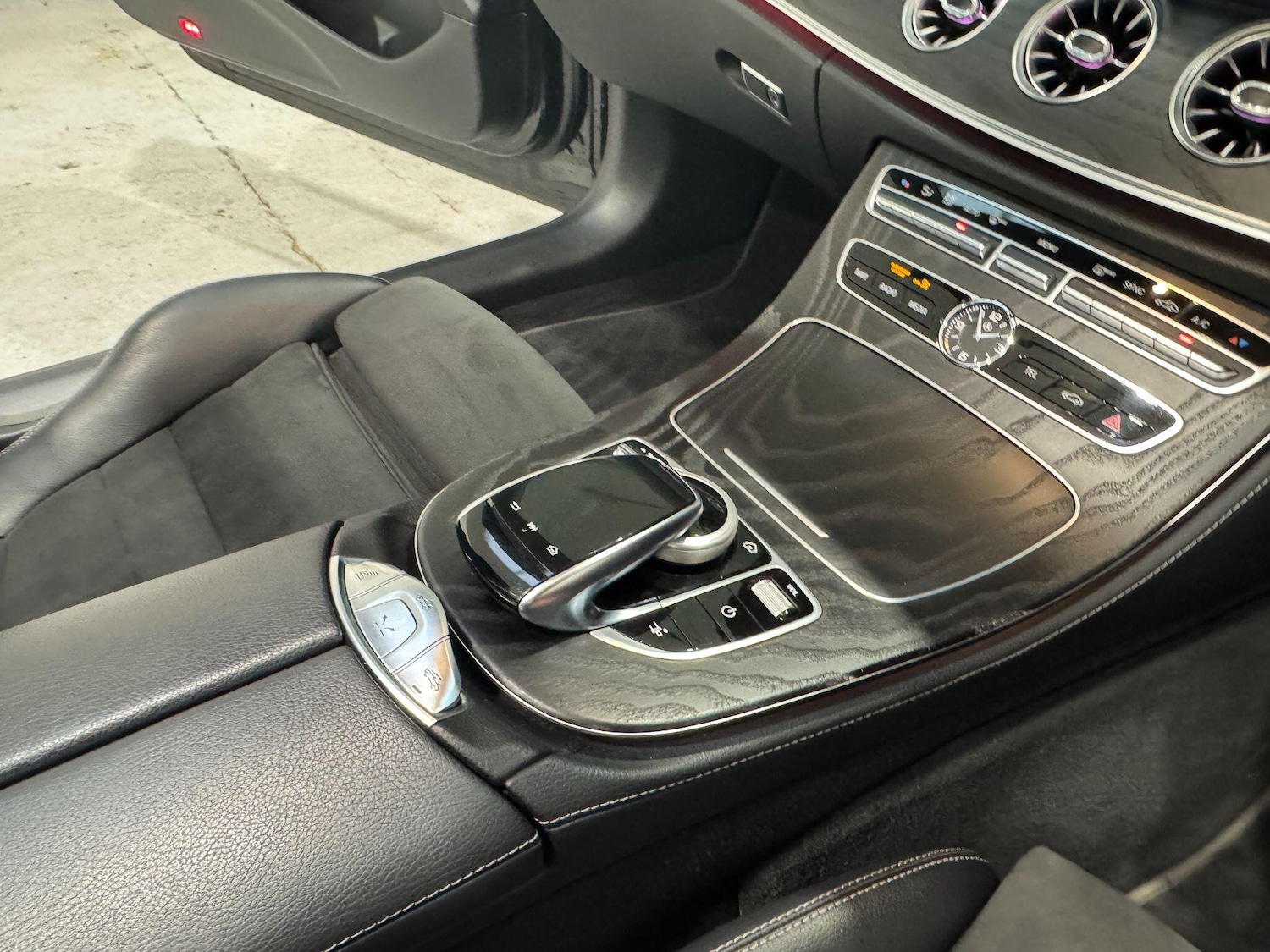 Used Mercedes-Benz E Class for sale - 77120437: Photo 80