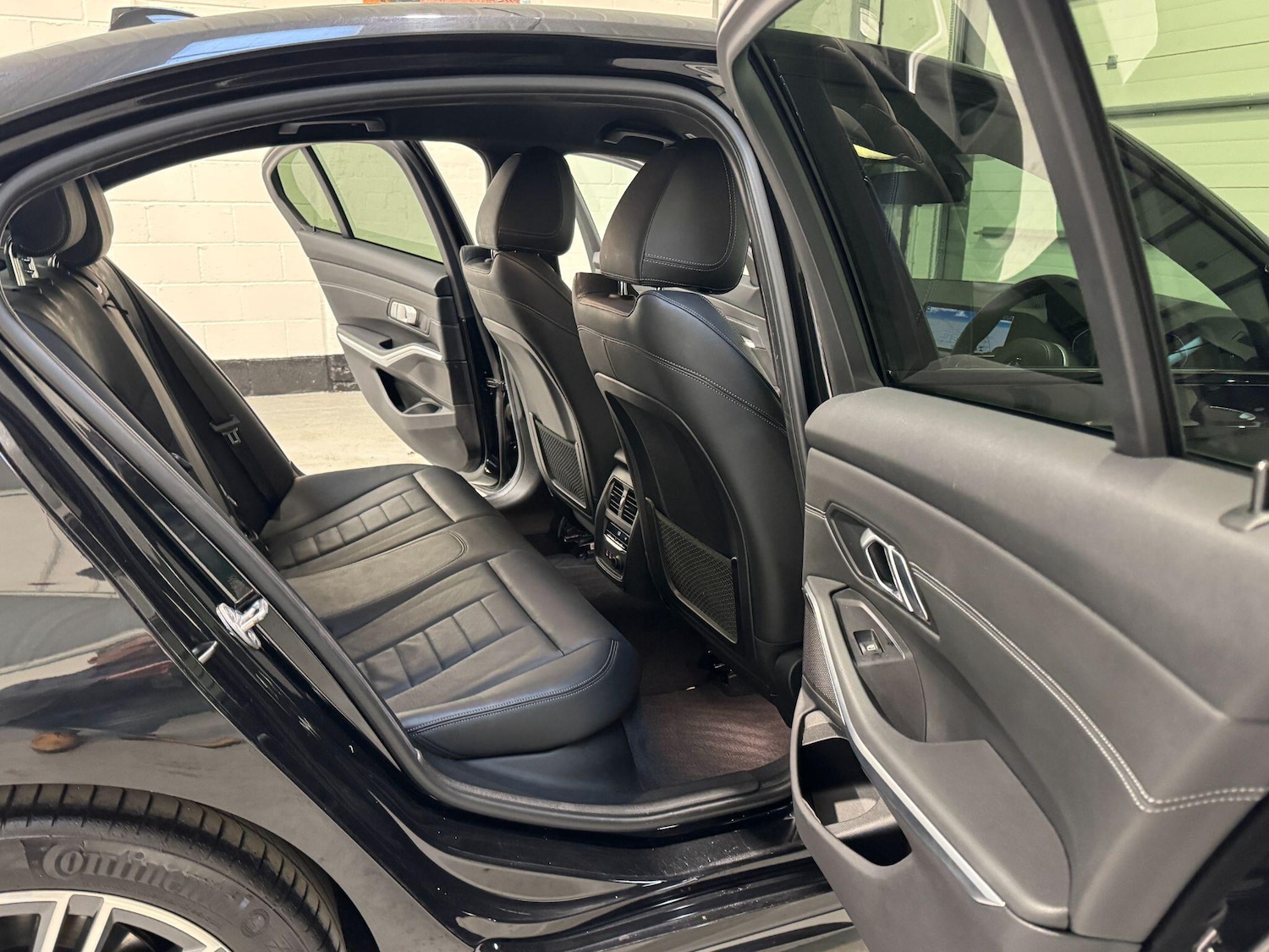 Used BMW 3 Series 2019 for sale - 76371001: Photo 38