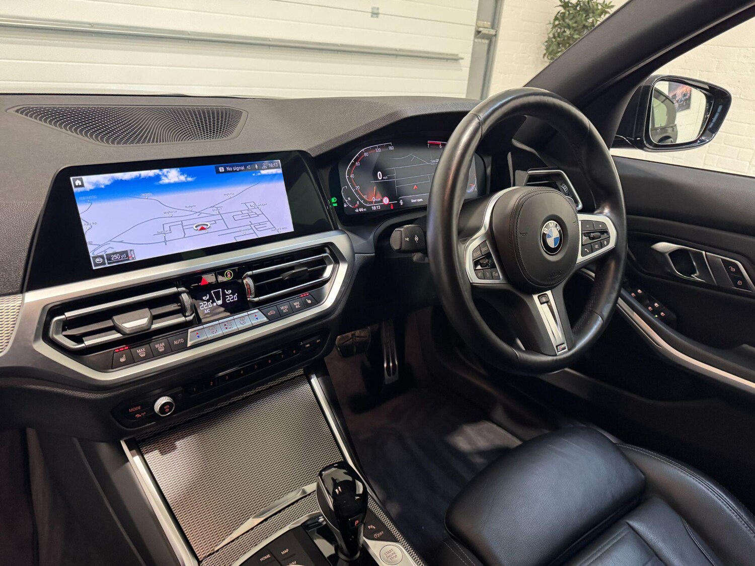 Used BMW 3 Series 2019 for sale - 76371001: Photo 50