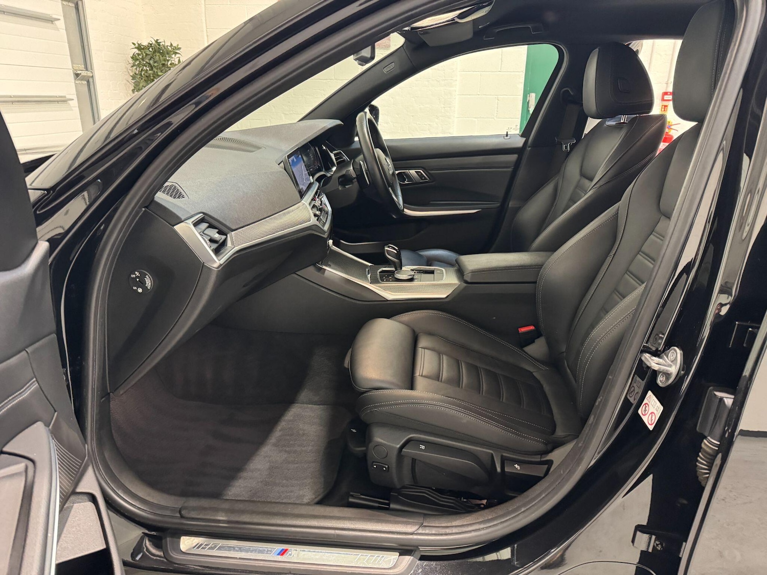 Used BMW 3 Series 2019 for sale - 76371001: Photo 52