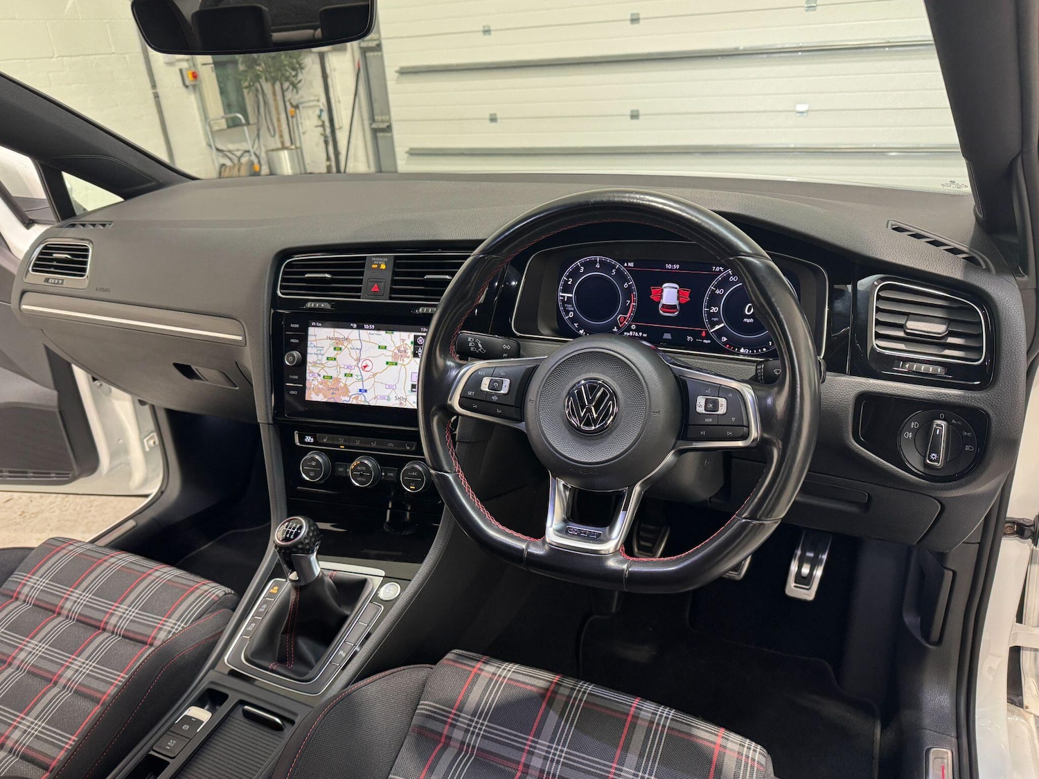 Used Volkswagen Golf for sale - 77305004: Photo 17