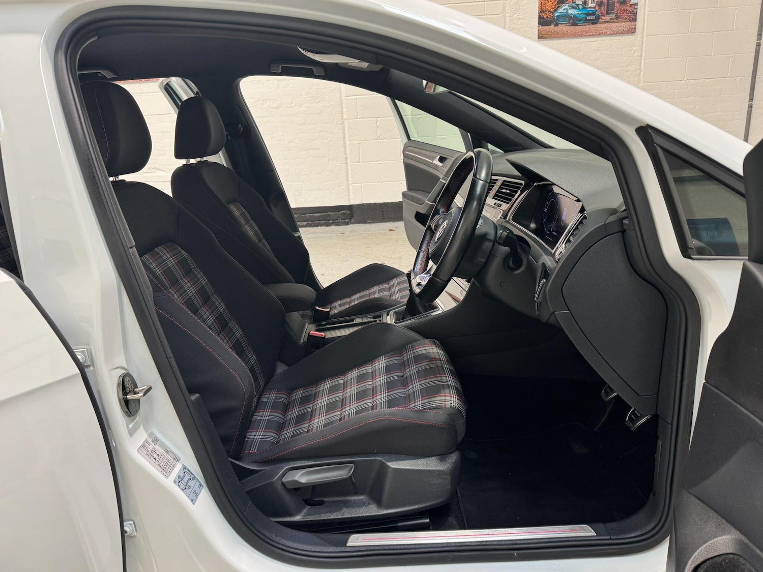 Used Volkswagen Golf for sale - 77305004: Photo 18