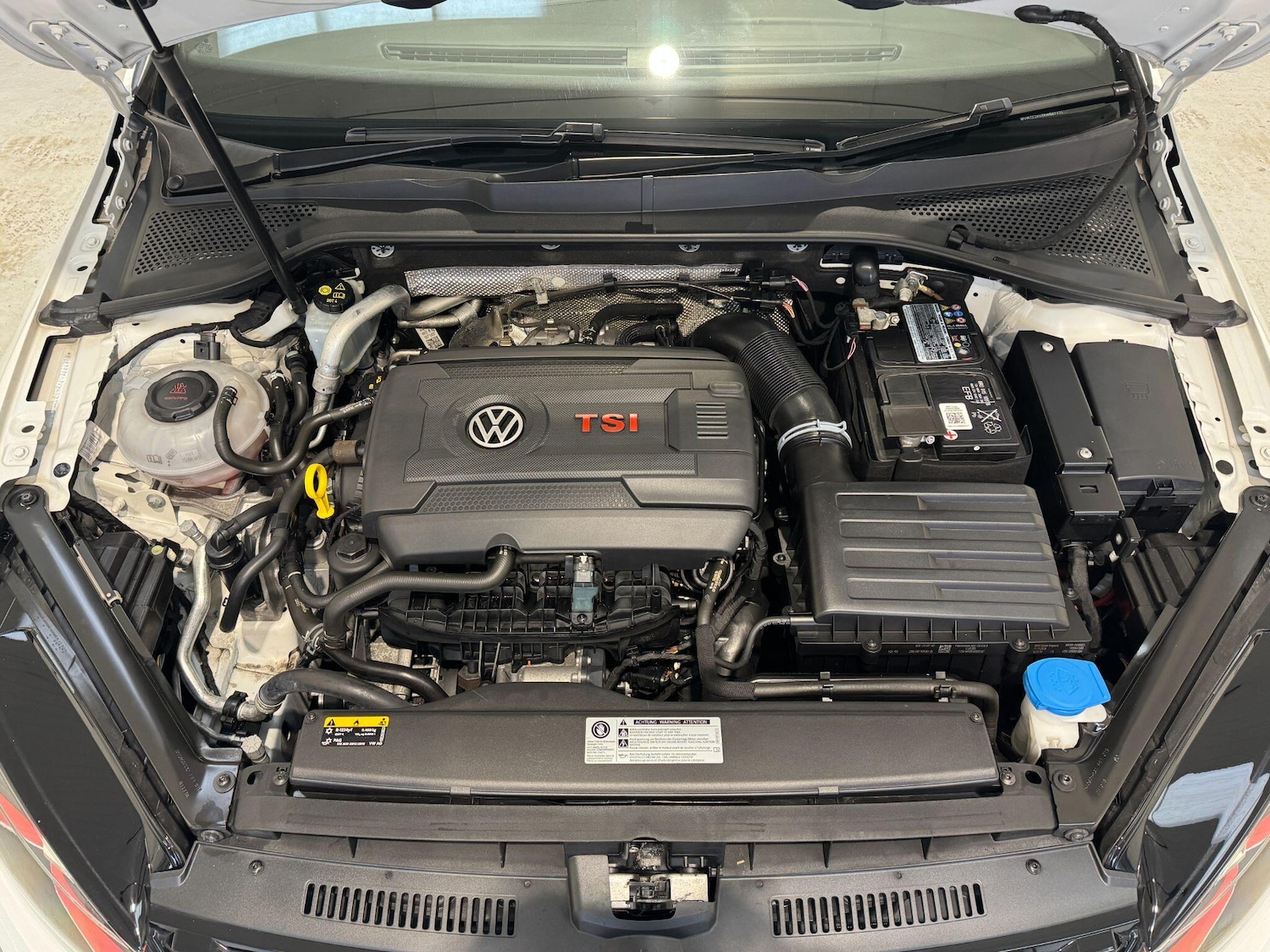 Used Volkswagen Golf for sale - 77305004: Photo 33