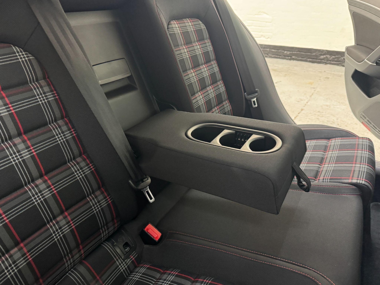 Used Volkswagen Golf for sale - 77305004: Photo 41