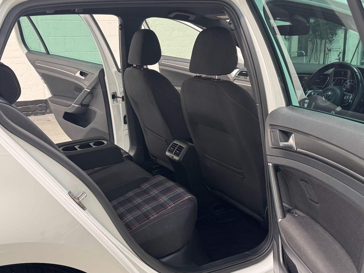 Used Volkswagen Golf for sale - 77305004: Photo 45