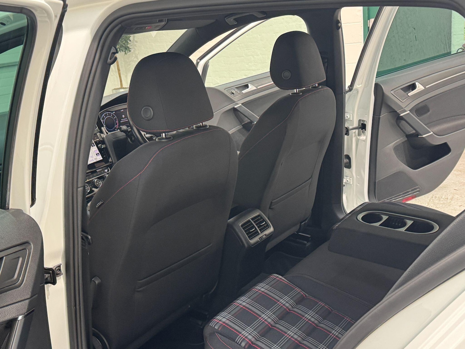 Used Volkswagen Golf for sale - 77305004: Photo 47