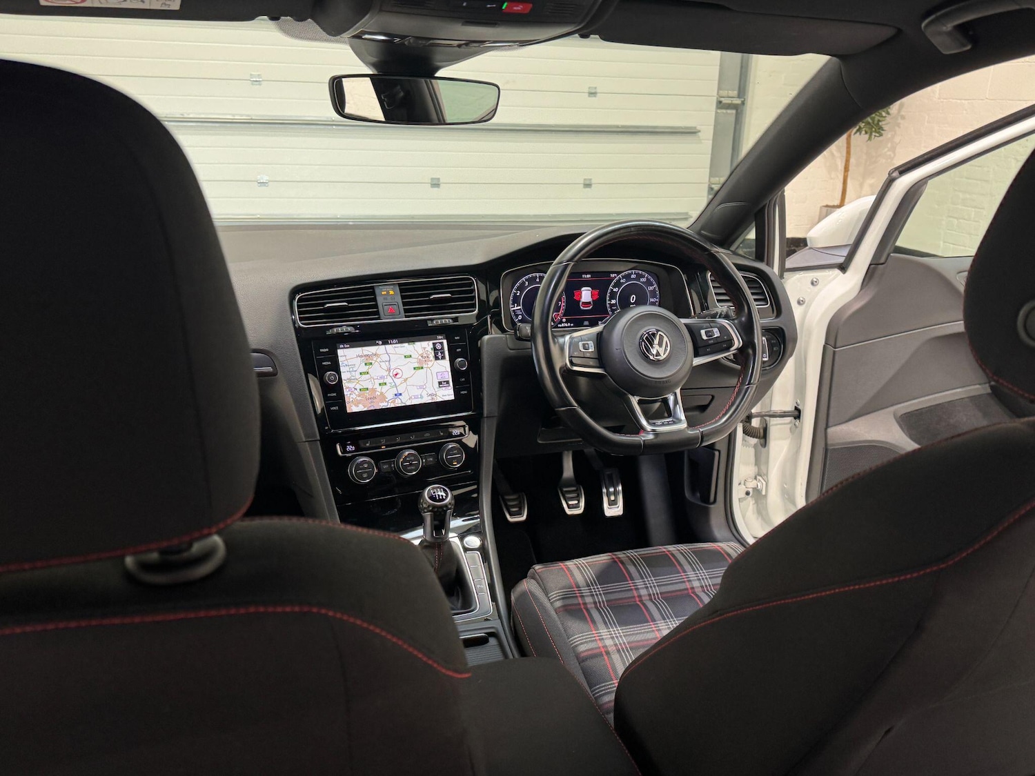 Used Volkswagen Golf for sale - 77305004: Photo 50