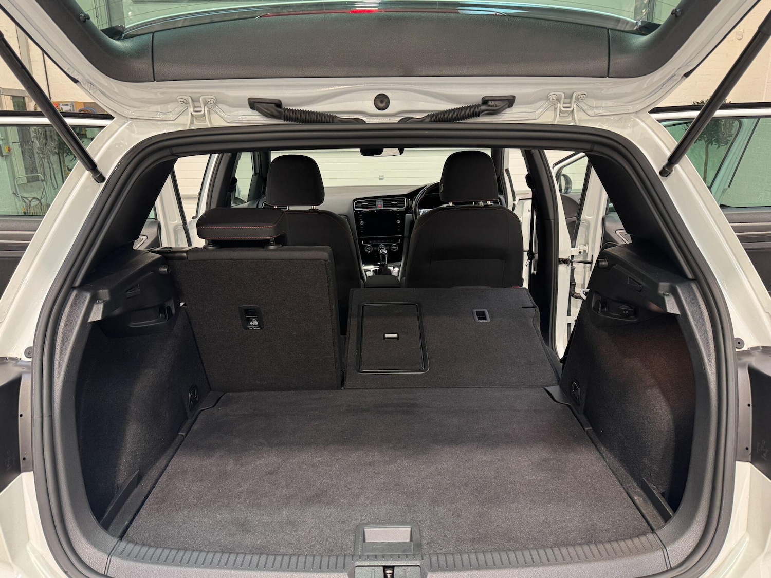 Used Volkswagen Golf for sale - 77305004: Photo 68