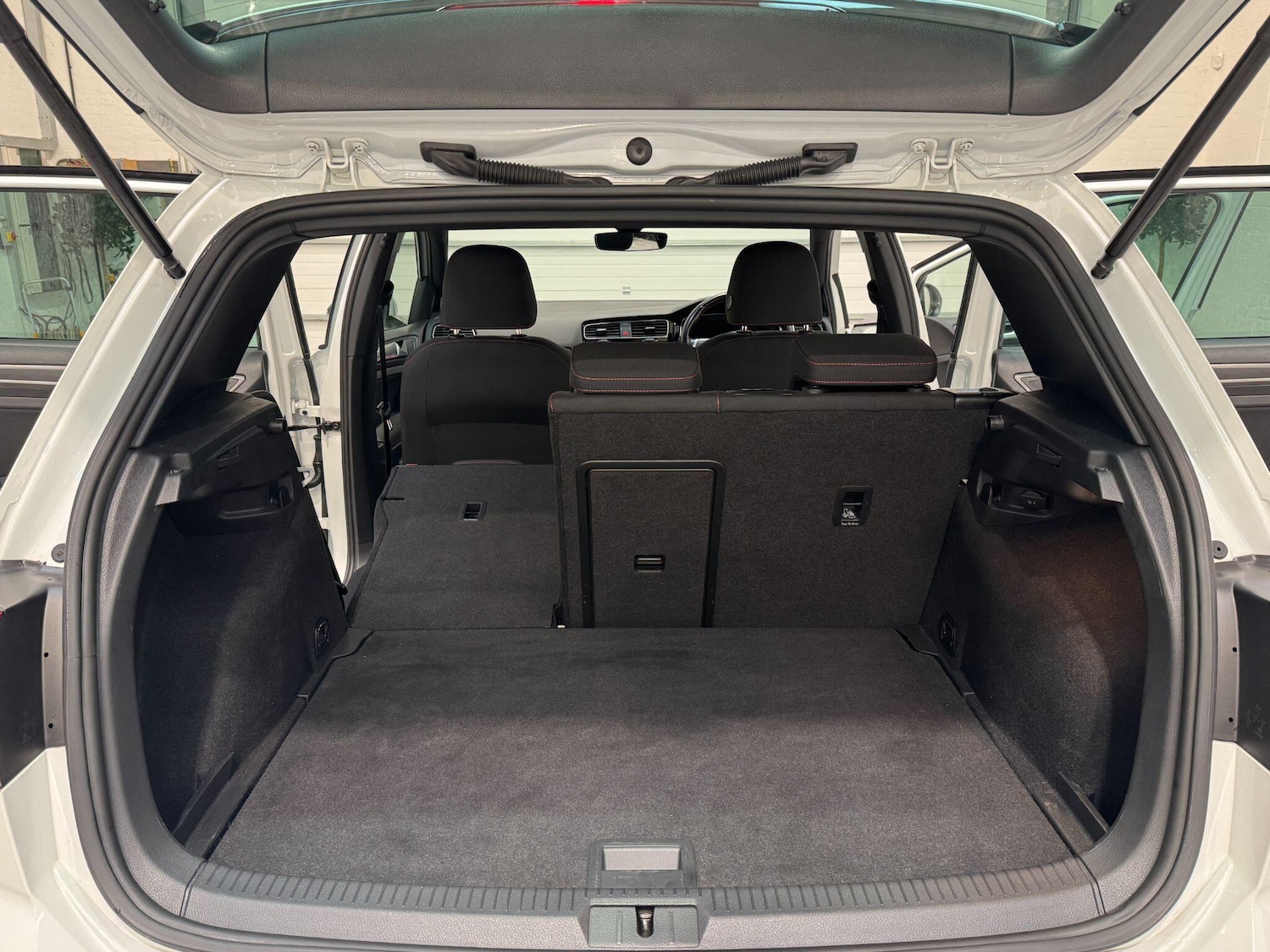 Used Volkswagen Golf for sale - 77305004: Photo 74