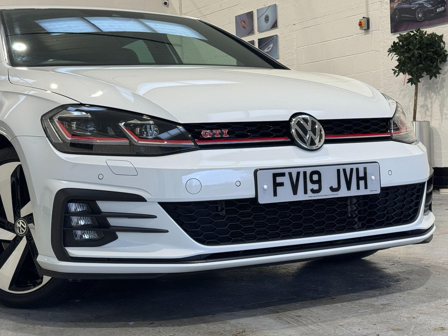 Used Volkswagen Golf for sale - 77305004: Photo 90