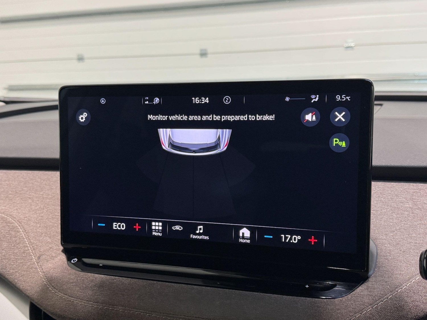 Used Skoda Enyaq 2023 for sale - 77753831: Photo 31