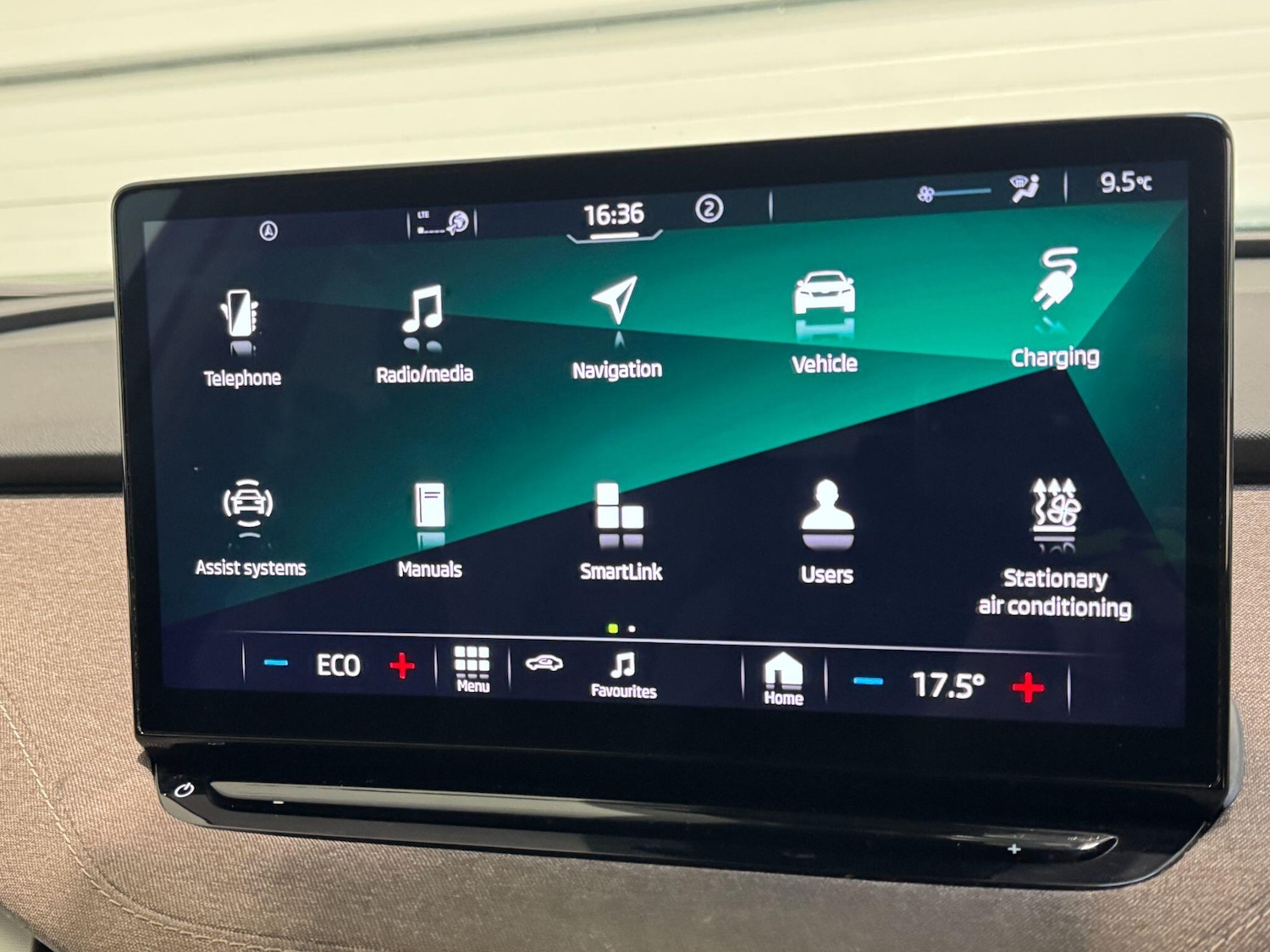 Used Skoda Enyaq 2023 for sale - 77753831: Photo 33