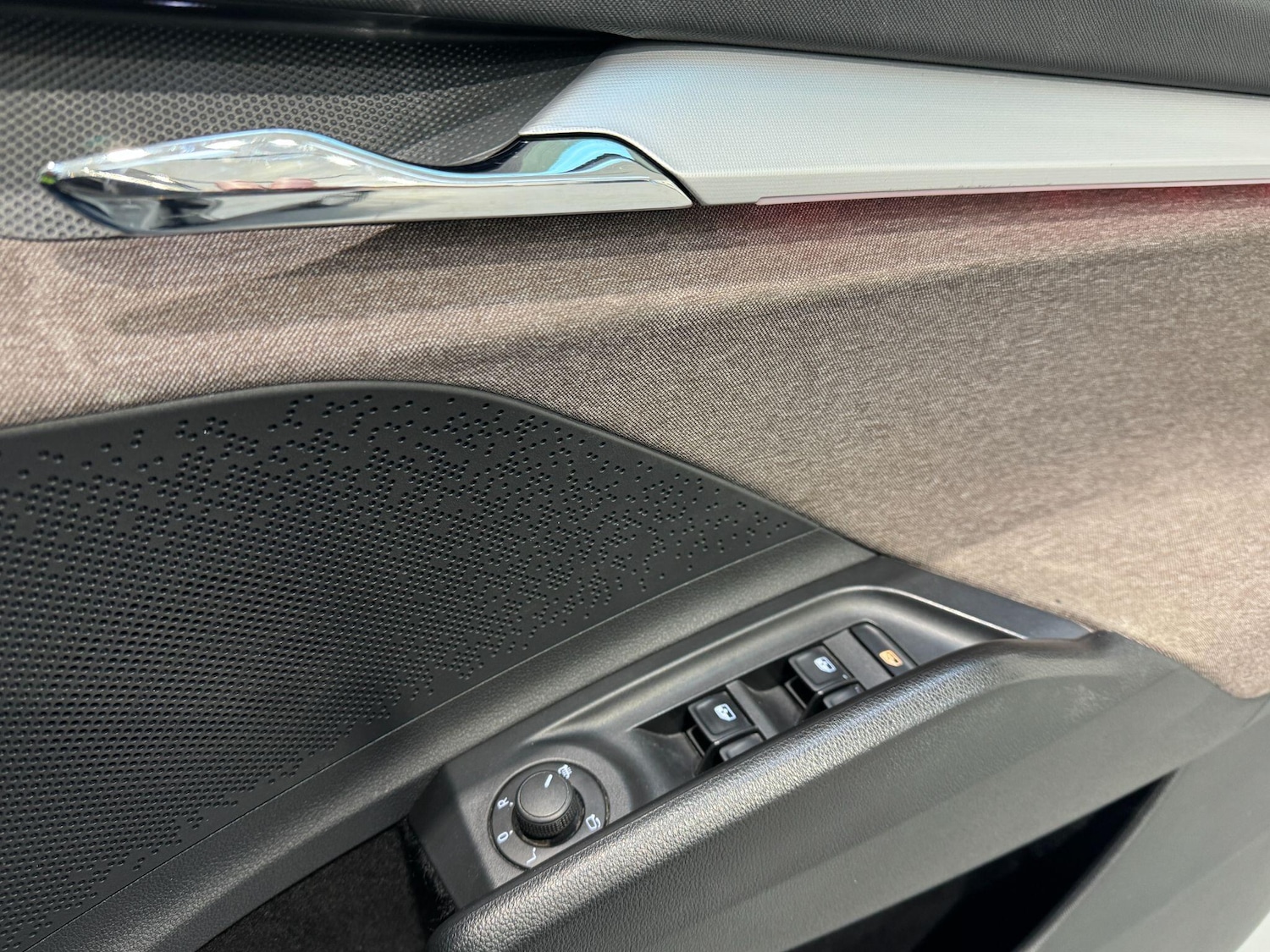 Used Skoda Enyaq 2023 for sale - 77753831: Photo 37