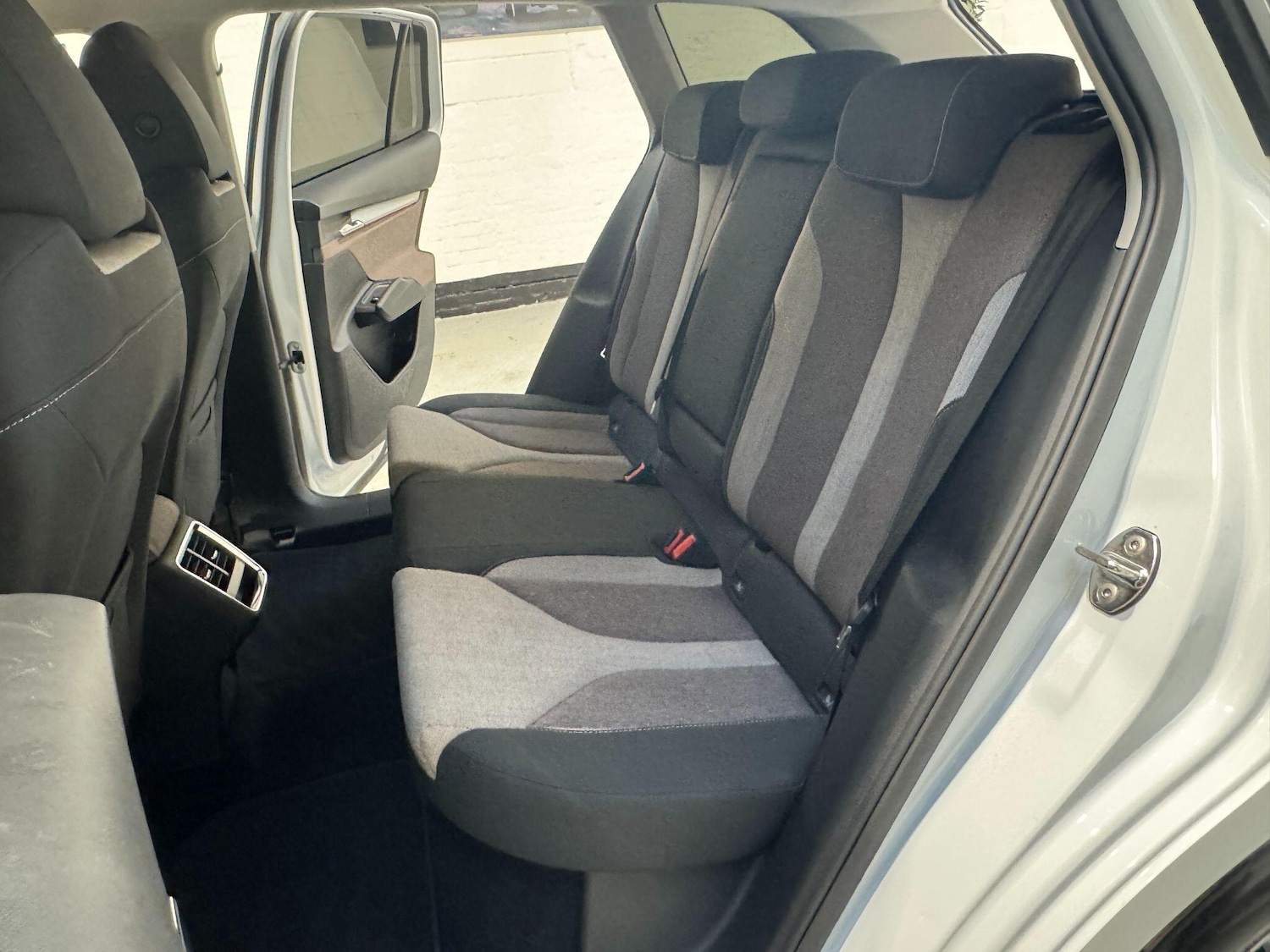 Used Skoda Enyaq 2023 for sale - 77753831: Photo 57