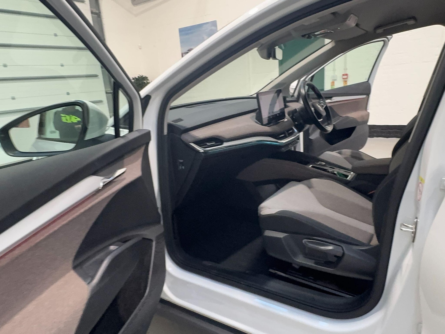 Used Skoda Enyaq 2023 for sale - 77753831: Photo 60