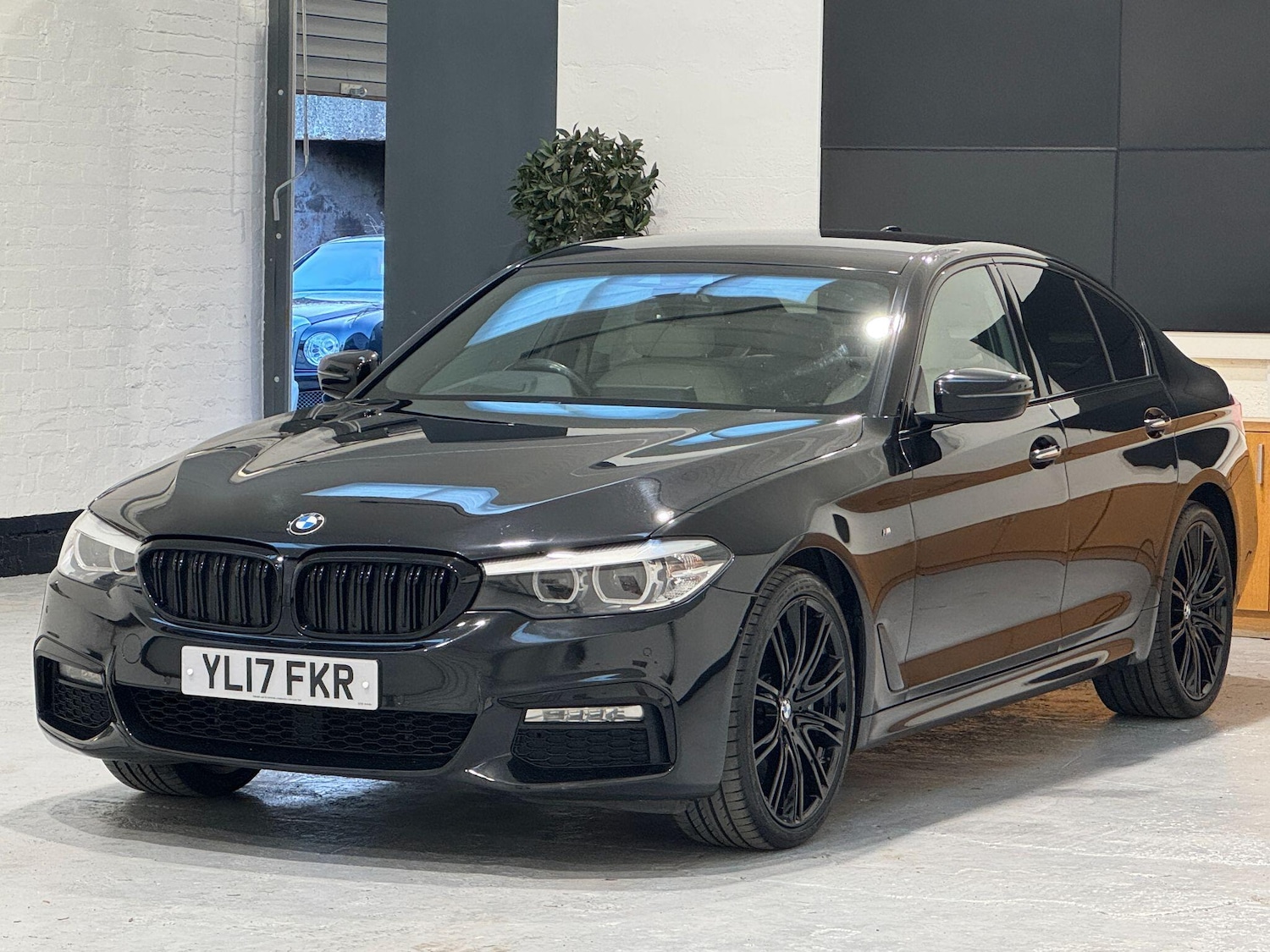 Used BMW 5 Series for sale - 77754159: Photo 3