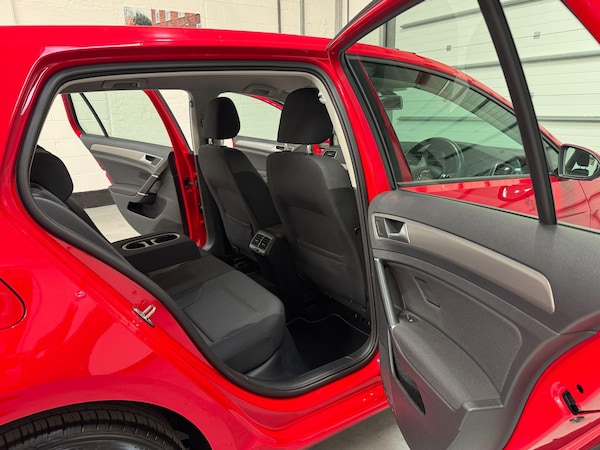Used Volkswagen Golf 2015 for sale - 76214475: Photo 30