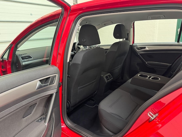 Used Volkswagen Golf 2015 for sale - 76214475: Photo 35
