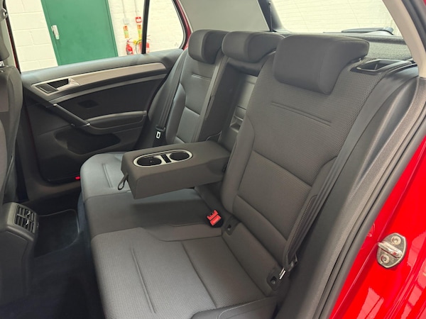 Used Volkswagen Golf 2015 for sale - 76214475: Photo 38