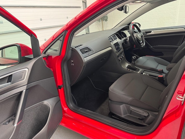 Used Volkswagen Golf 2015 for sale - 76214475: Photo 39