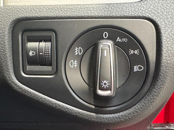Used Volkswagen Golf 2015 for sale - 76214475: Photo 83