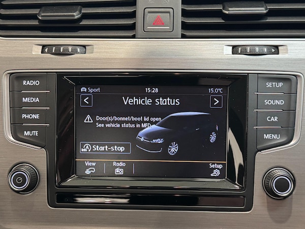 Used Volkswagen Golf 2015 for sale - 76214475: Photo 88
