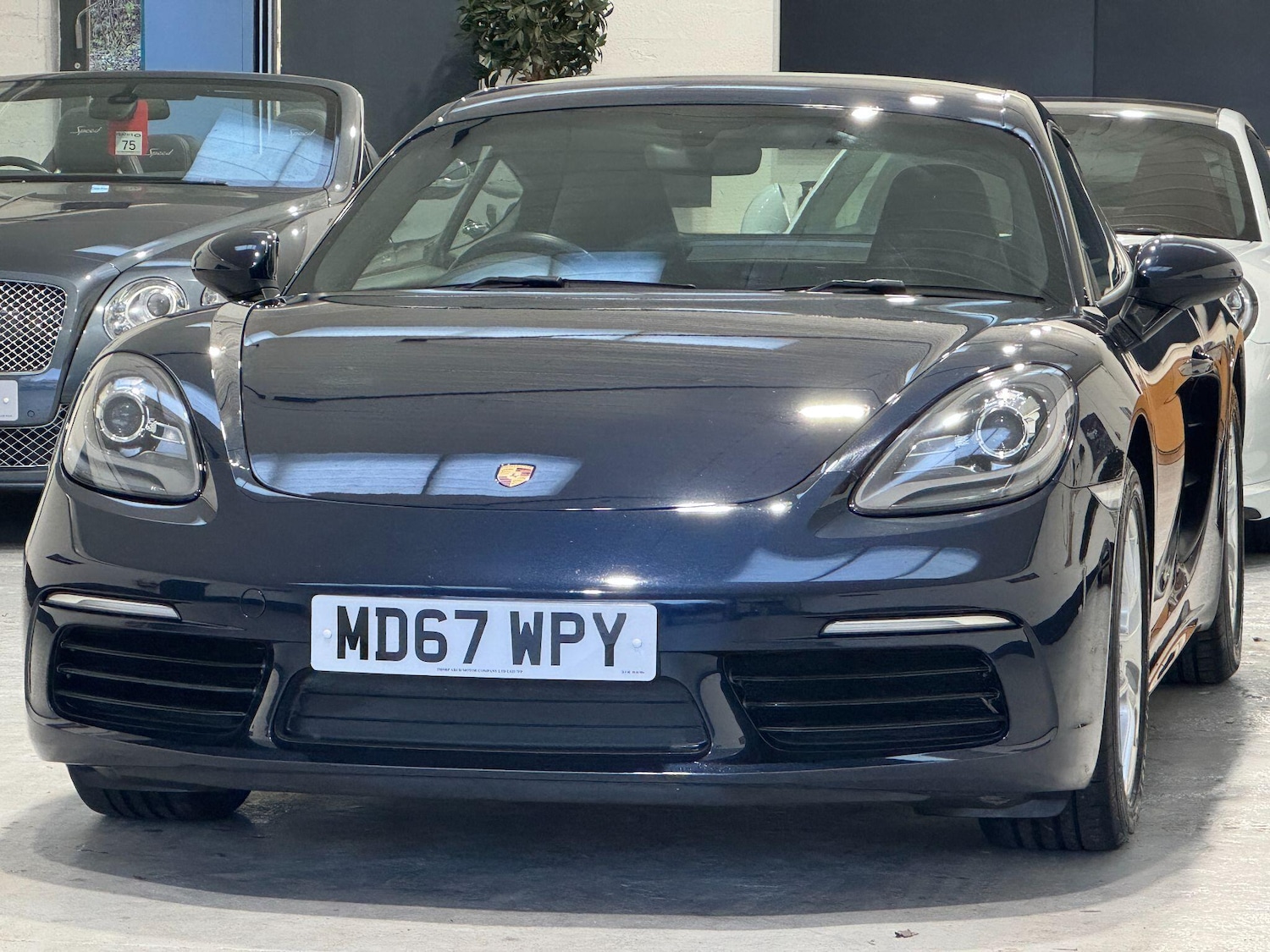 Used Porsche Cayman 2017 for sale - 77120547: Photo 4