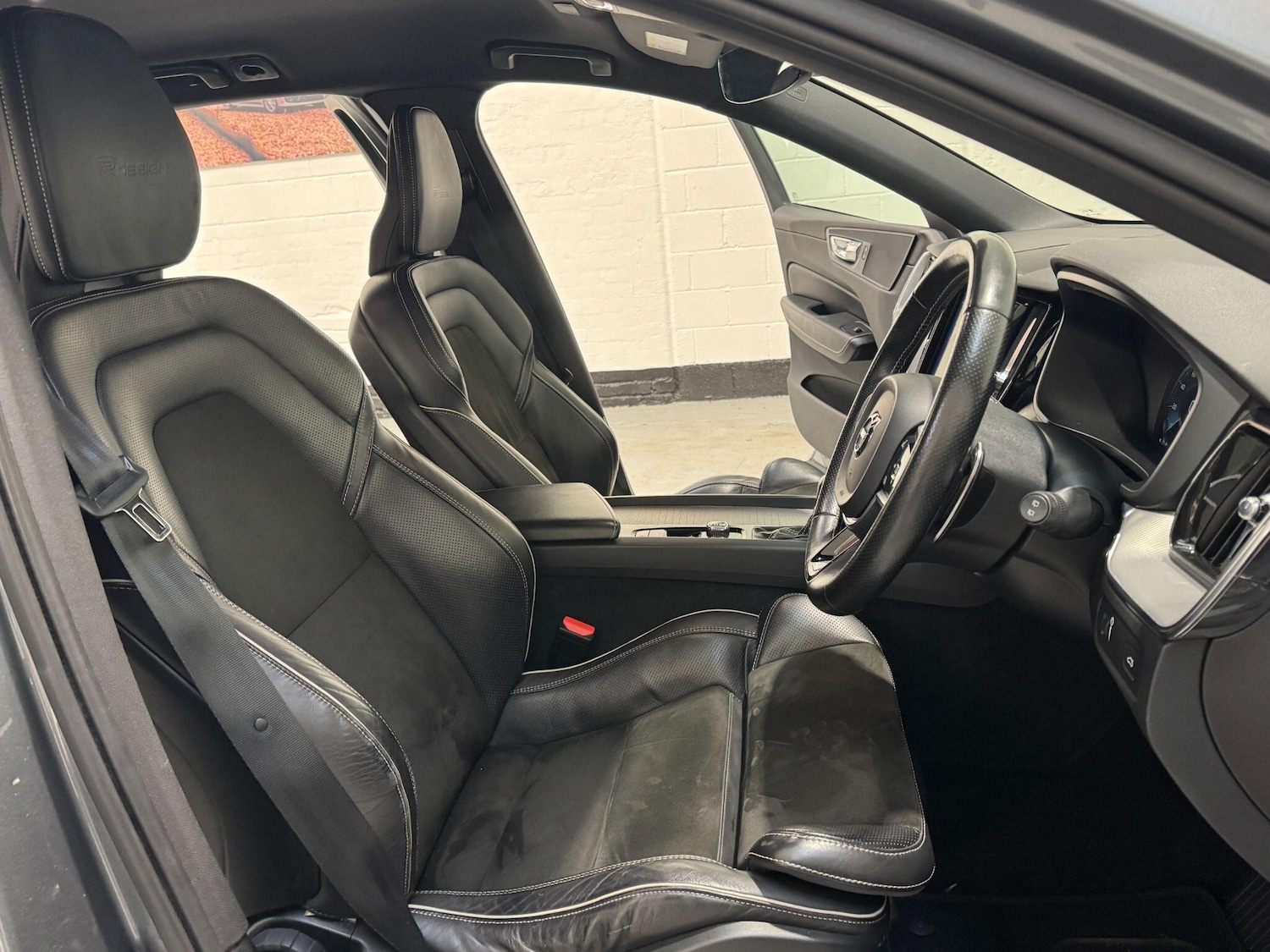 Used Volvo XC60 2018 for sale - 77156584: Photo 18