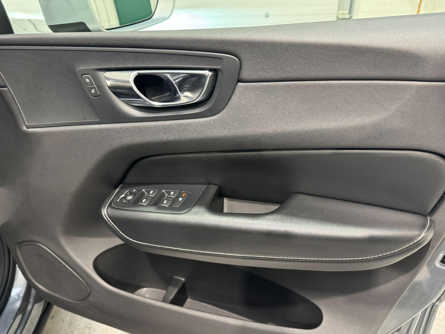 Used Volvo XC60 2018 for sale - 77156584: Photo 36