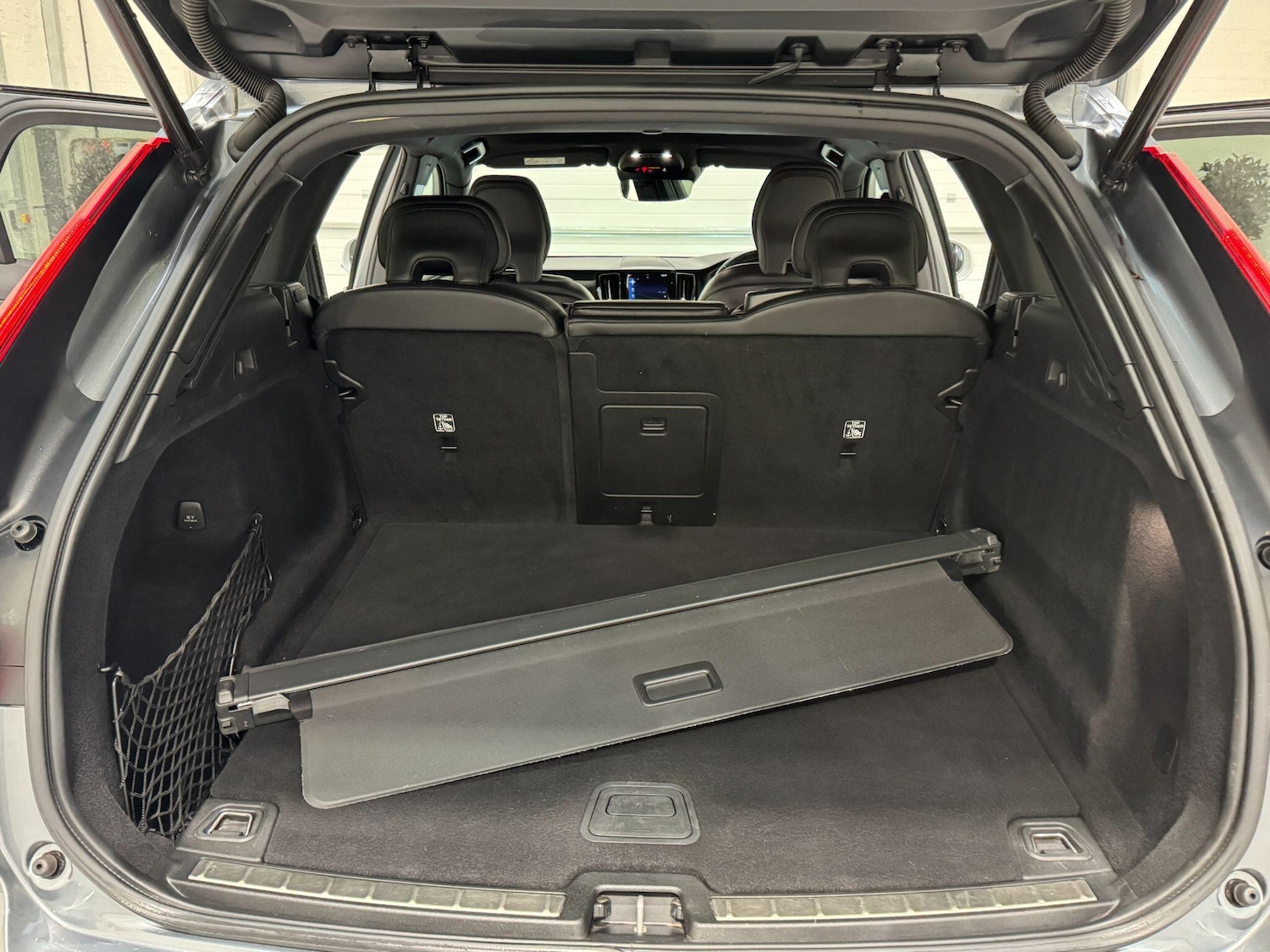 Used Volvo XC60 2018 for sale - 77156584: Photo 56