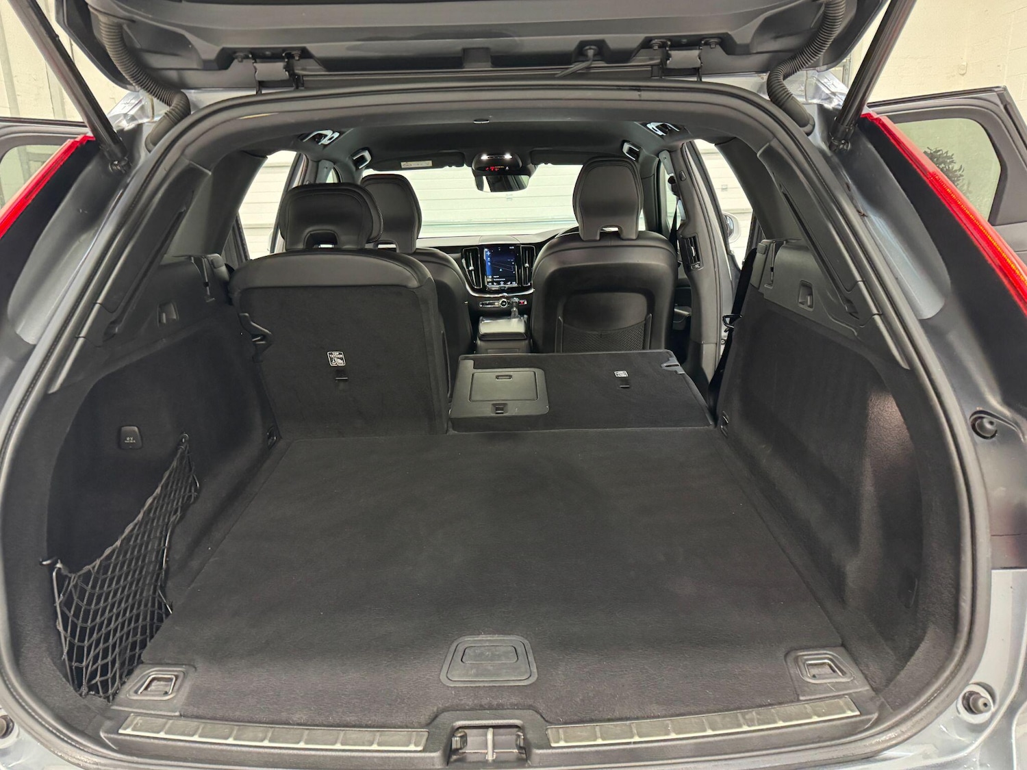 Used Volvo XC60 2018 for sale - 77156584: Photo 61