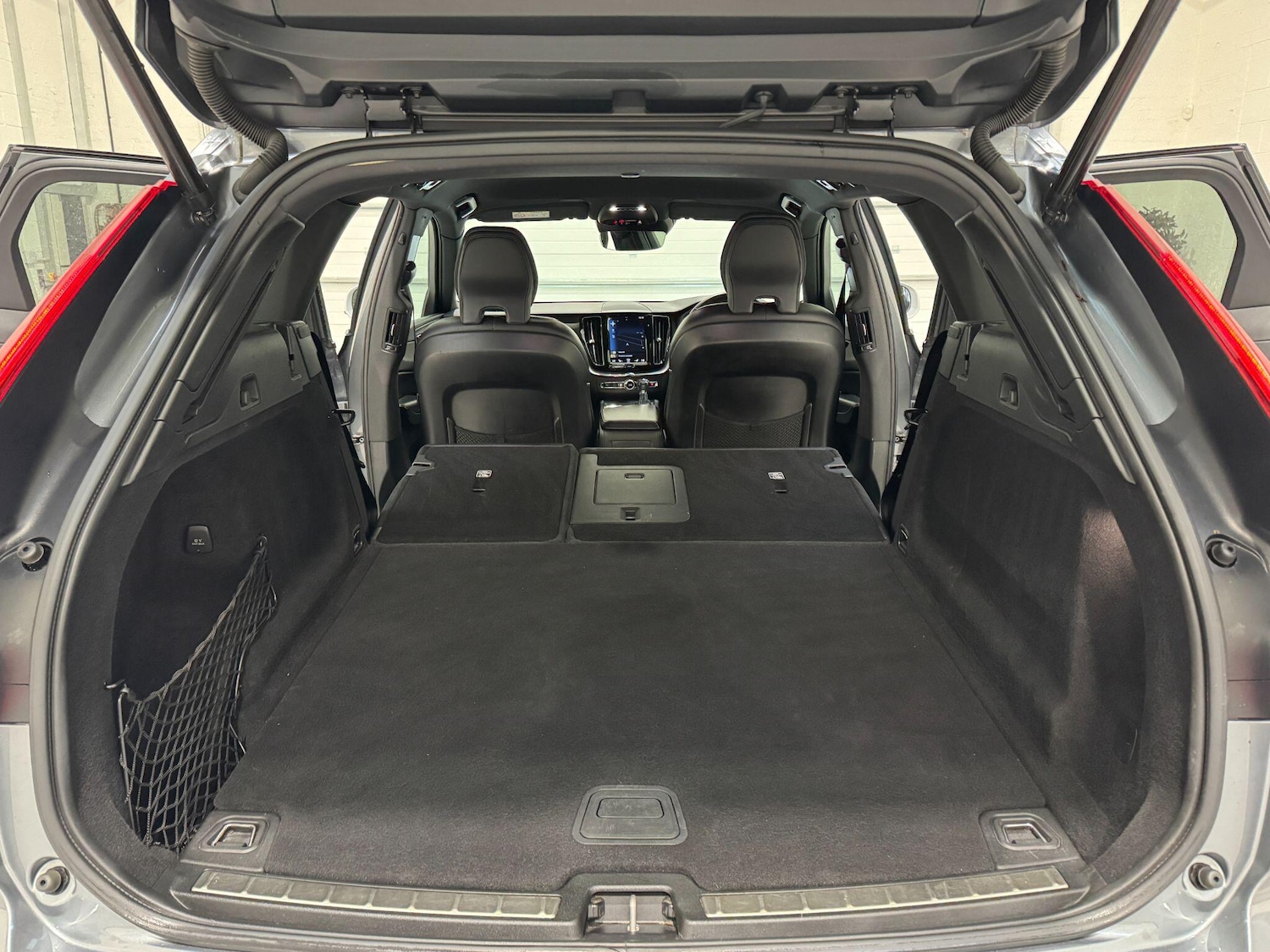 Used Volvo XC60 2018 for sale - 77156584: Photo 62