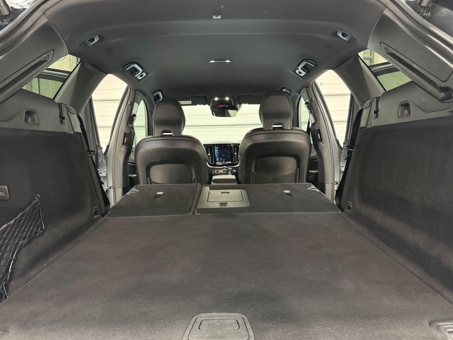 Used Volvo XC60 2018 for sale - 77156584: Photo 63