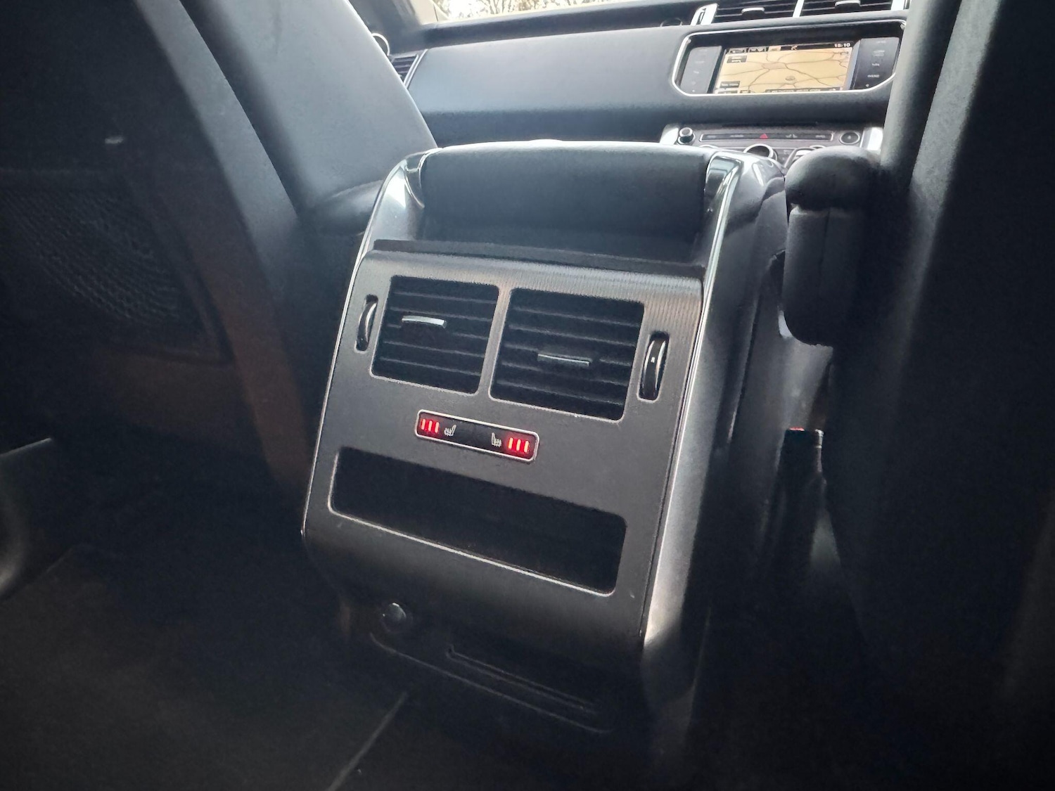 Used Land Rover Range Rover Sport 2015 for sale - 76667055: Photo 26