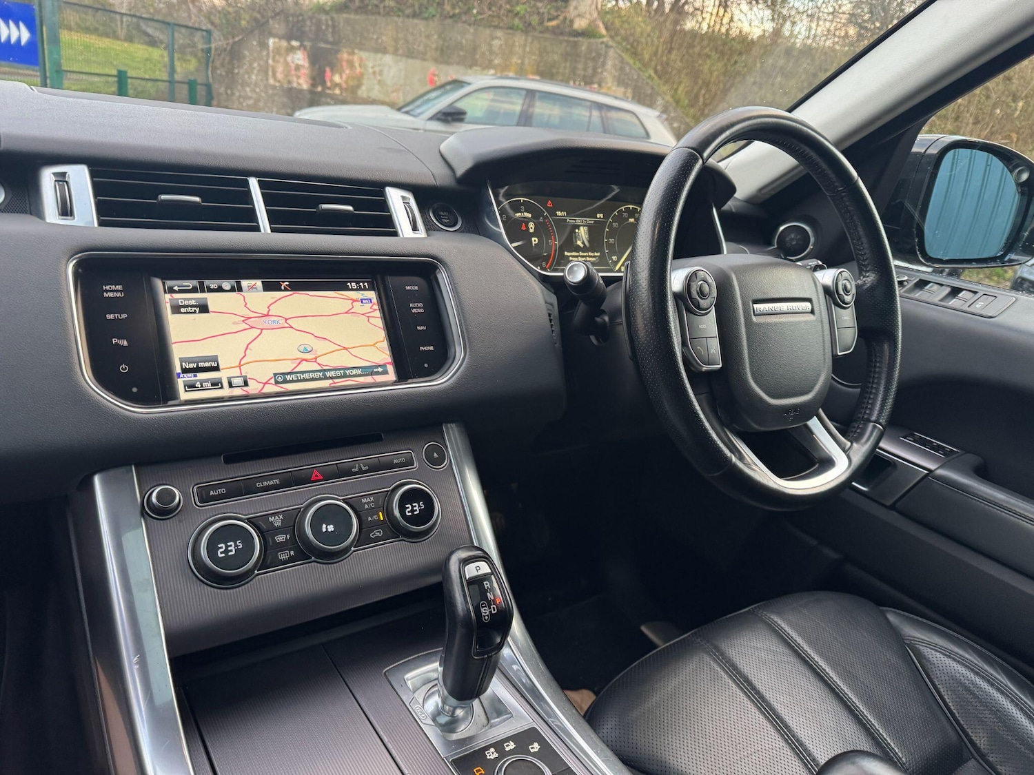 Used Land Rover Range Rover Sport 2015 for sale - 76667055: Photo 35